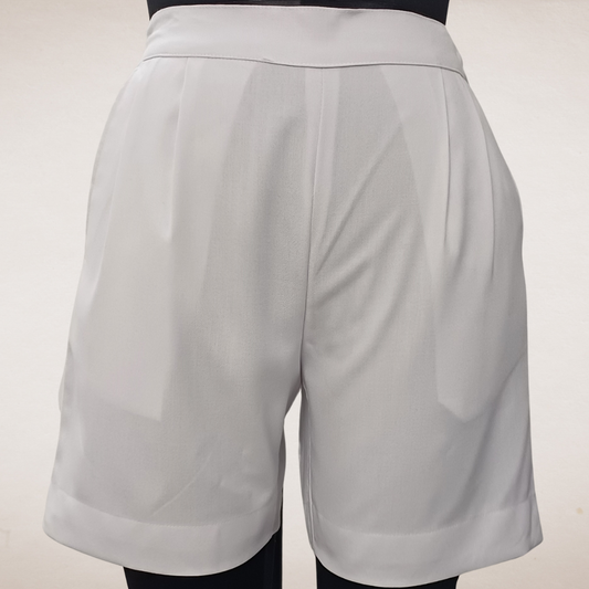 SISHYA-GIRLS-SHORTS-WHITE